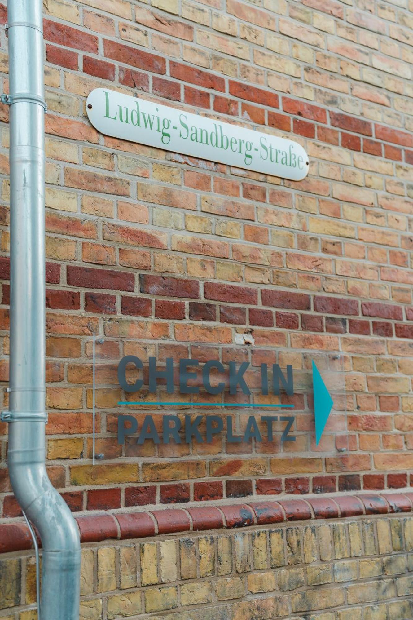 H24 Hotel Apartments Eberswalde Eksteriør bilde